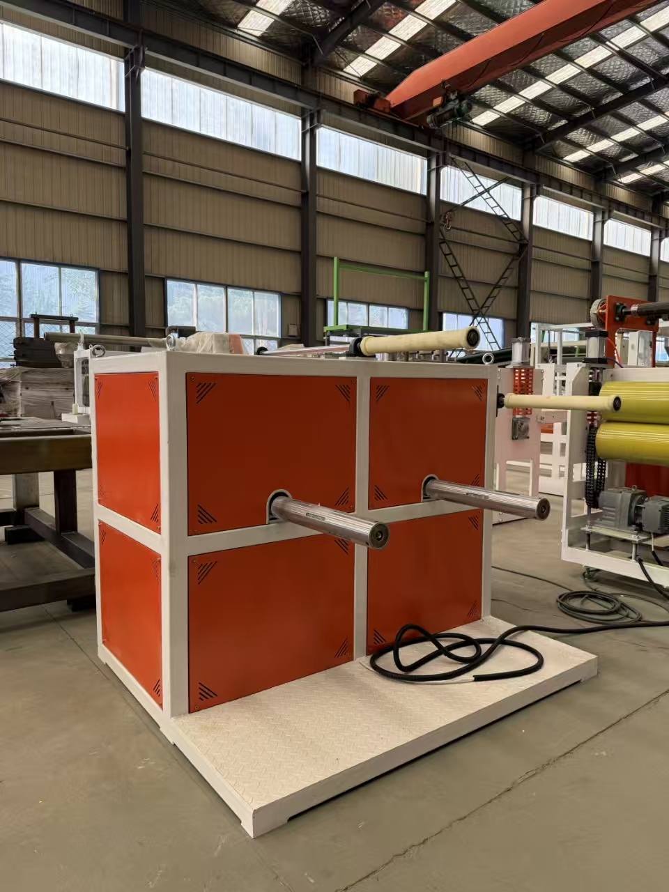 PU Transparent Sheet Extrusion Machine: Pag-rebolusyon sa paggawa ng mga de-kalidad na transparent na sheet