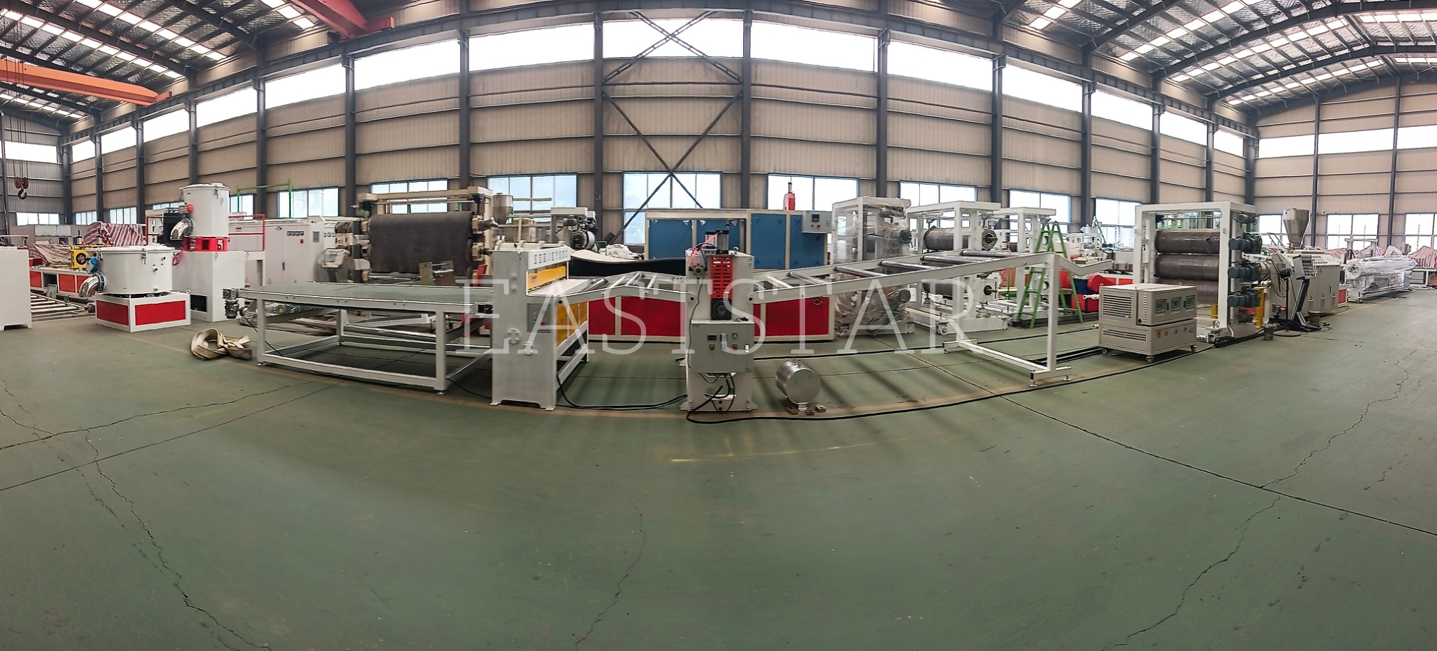 PVC Sheet Extrusion Production Line: Advanced na Teknolohiya para sa Mahusay na Paggawa