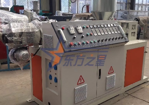 Ang linya ng produksyon ng Qingdao Eaststar PVC welding rod ay praktikal at madaling gamitin, na ginagawa itong perpekto para sa mga tagagawa ng pagpoproseso ng plastik.