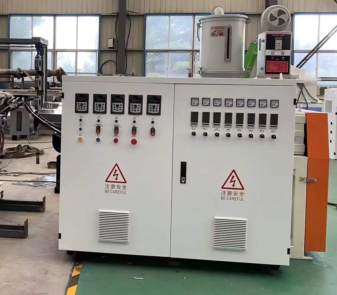 TPE/TPO Waterstop na linya ng produksyon